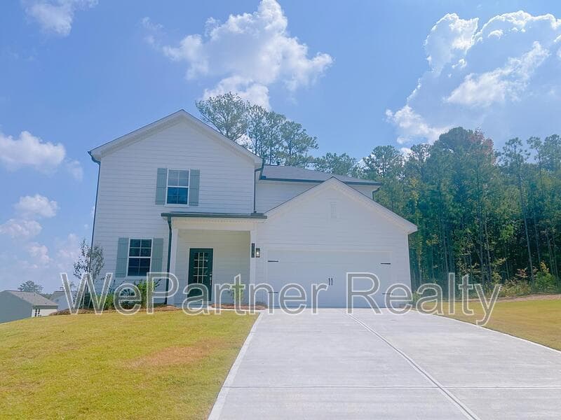 Douglasville House: 7225 Lacey Dr