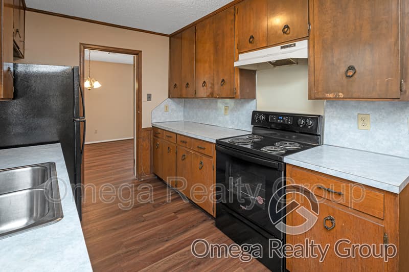 Montgomery House: 4078 Strathmore Dr