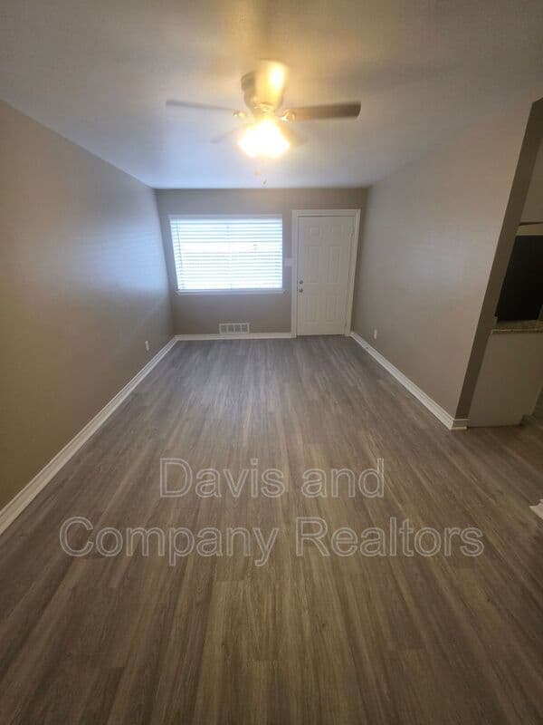 Midland Condo: 2910 W Michigan Ave