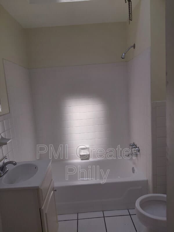 Philadelphia House: 5902 Belmar Terrace