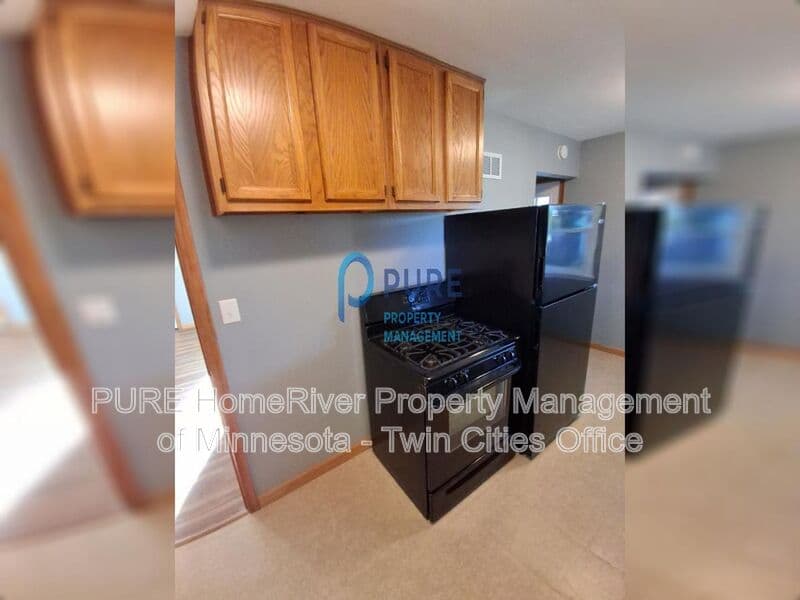 Saint Paul House: 793 Lake St