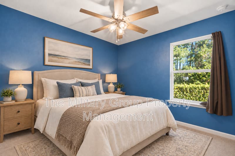 Jacksonville House: 6506 Sandler Lakes Drive