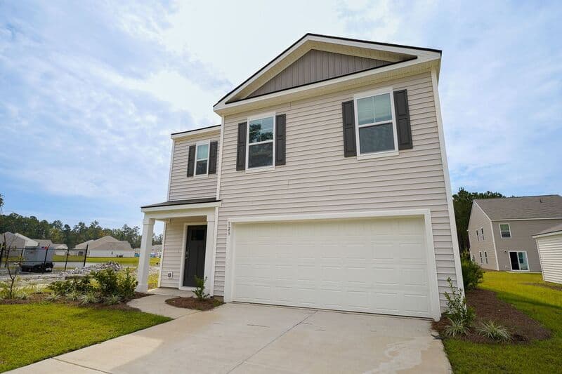 Savannah House: 123 Painted Lady Loop