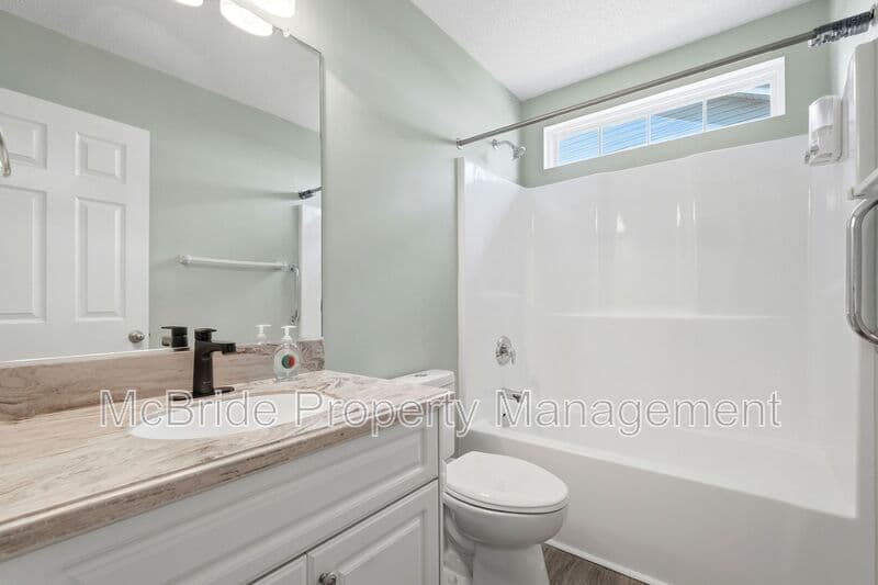 Aiken House: 678 Kensington Court