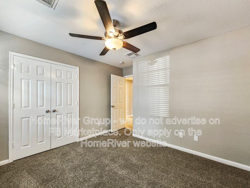 Baytown House: 10606 Gold Finch Rd