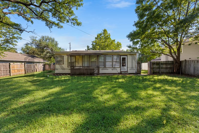 Wichita House: 1108 West 17th Street North