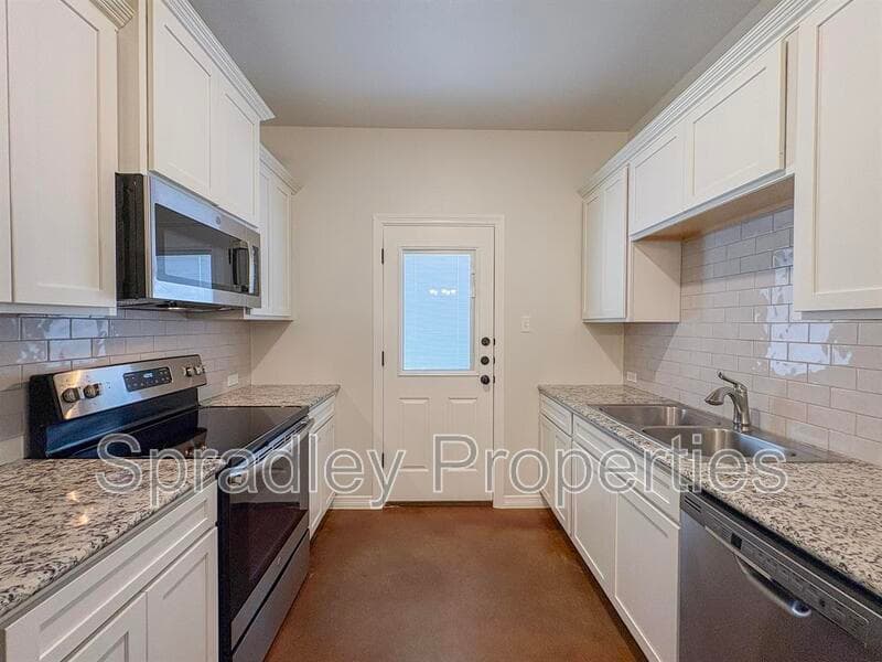 Troy Condo: 206B Sparrow Cove