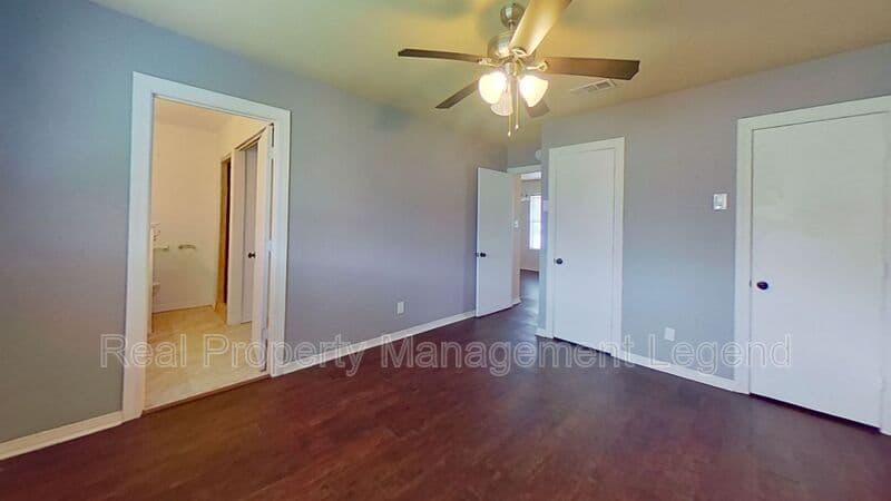 Cedar Hill House: 102 Ramsey