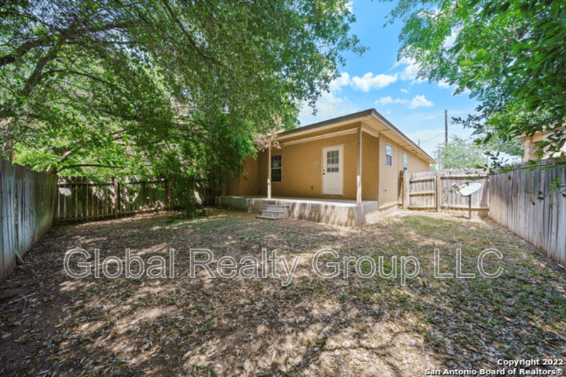 New Braunfels Condo: 280 Rosalie Dr