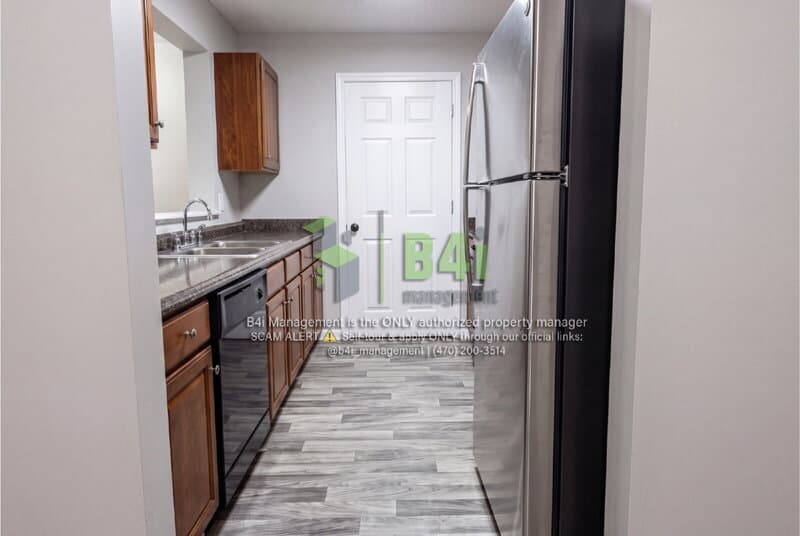 Stonecrest Townhome: 5201 Fairington Club Drive