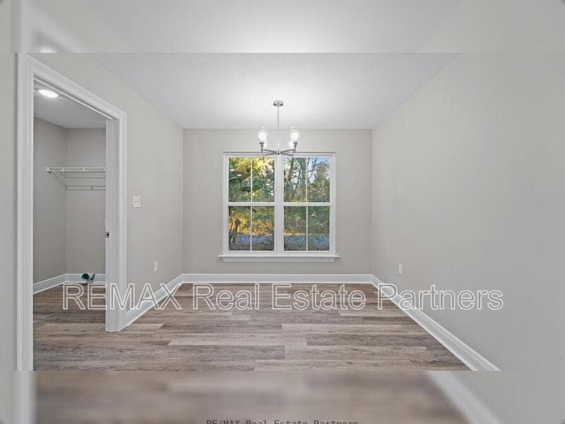 Petal Condo: 15 Bellamy Ln