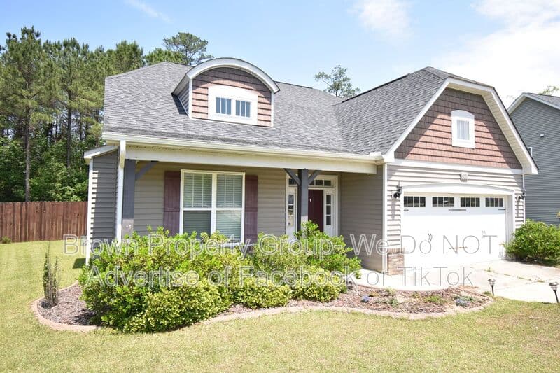 Fayetteville House: 4221 Raccoon Path