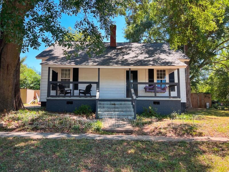 Simpsonville House: 113 Iselin Street