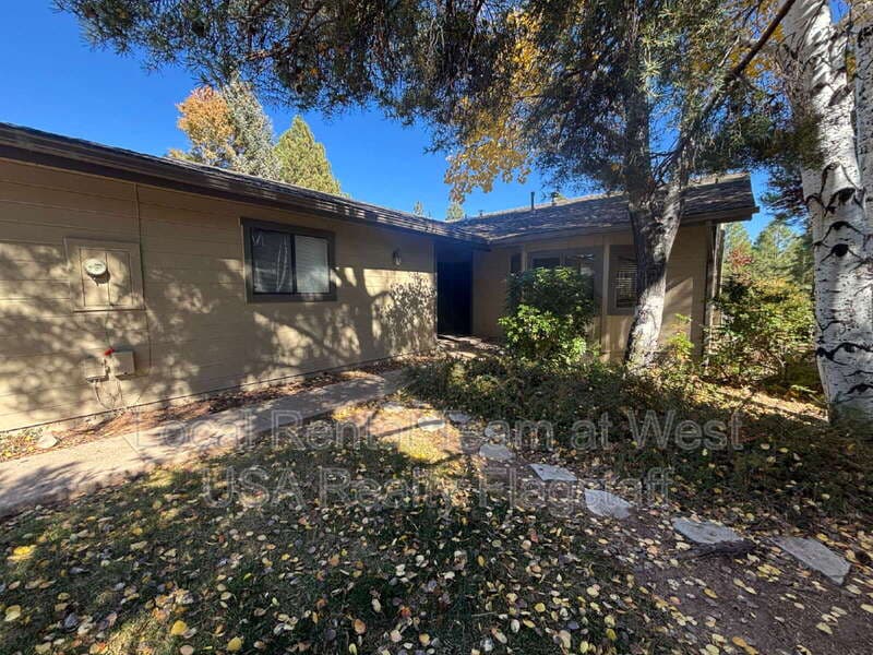 Flagstaff House: 2340 N Plateau Dr