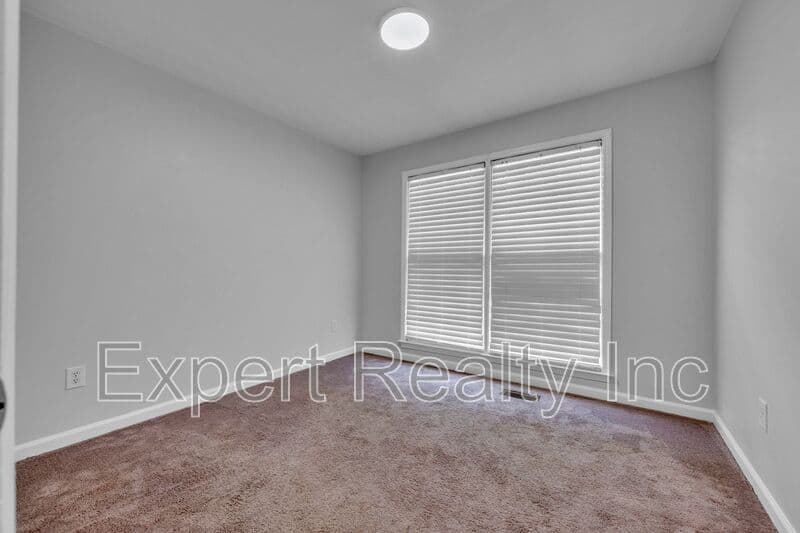 Alabaster House: 1064 Caribbean Circle