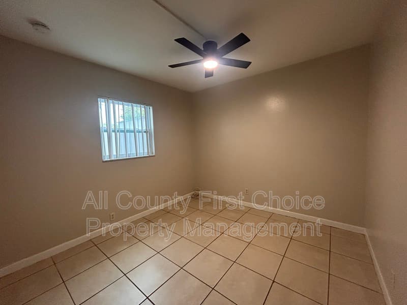 Largo Condo: 2390 14TH Ave SW