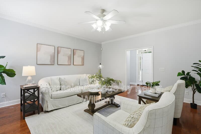Beaufort House: 24 Pickens Street