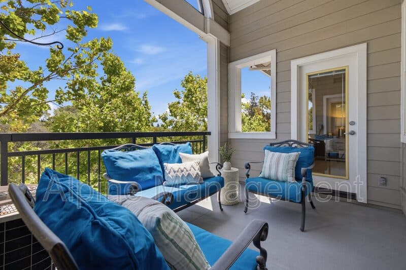 East Palo Alto Condo: 1982 West Bayshore Road - Main