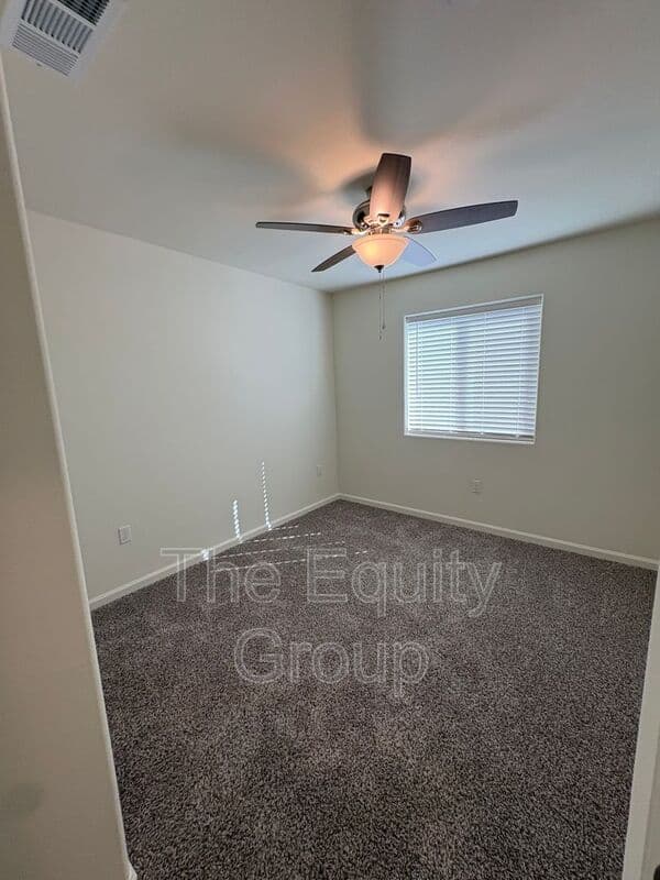 Visalia House: 30643 Marigold Road