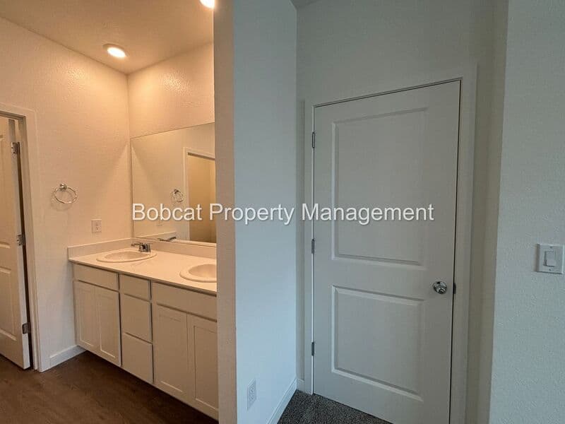 Carson City Townhome: 839 Centerville St