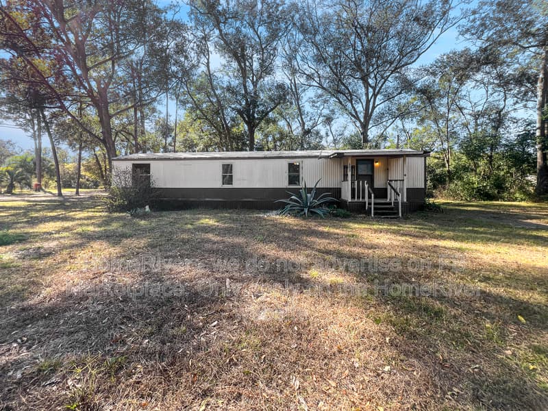 Zephyrhills House: 7725 Forbes Rd