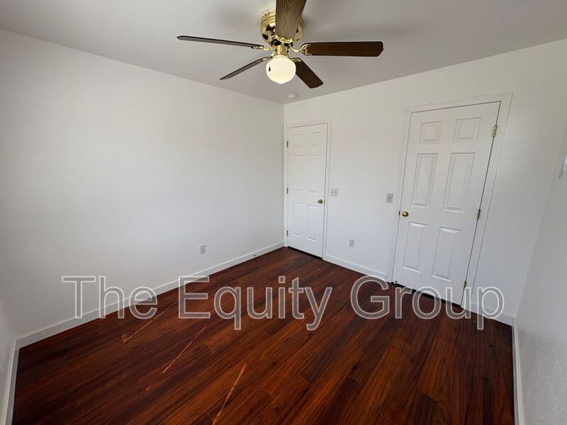 Visalia House: 5730 West Monte Verde Ct