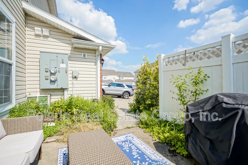 Fishers Condo: 13535 Molique Blvd