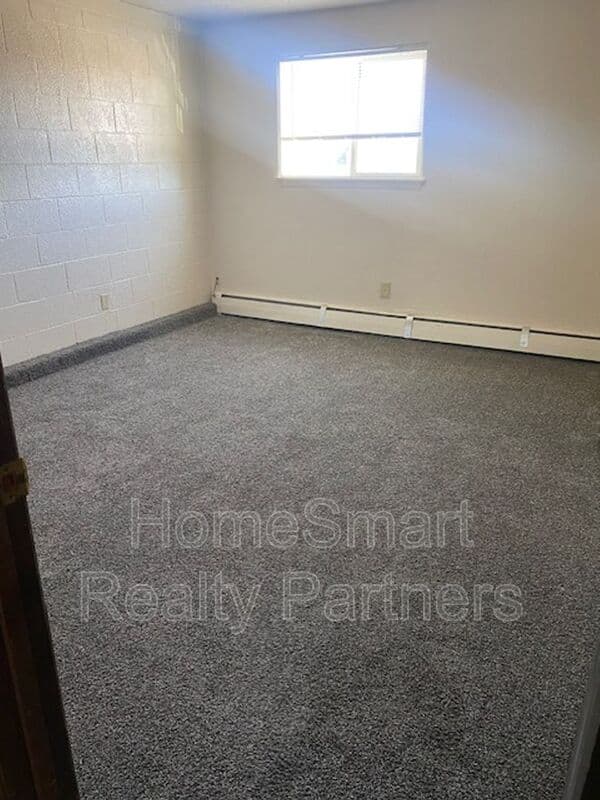 Green River House: 165 F Monroe Ave