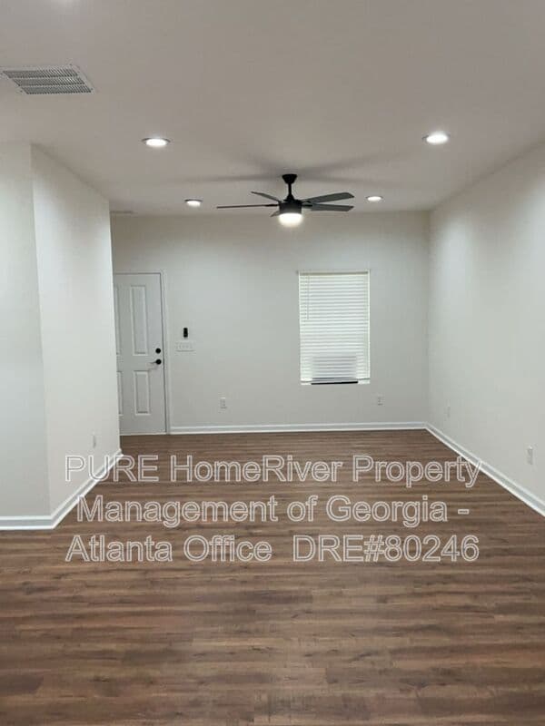 Dallas House: 735 Old Villa Rica Rd