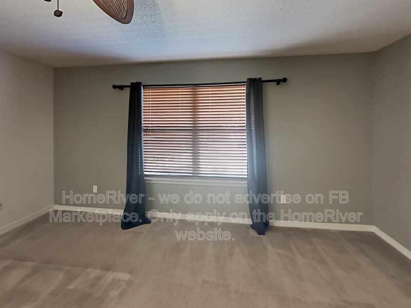 Navarre House: 7036 Sawfish St