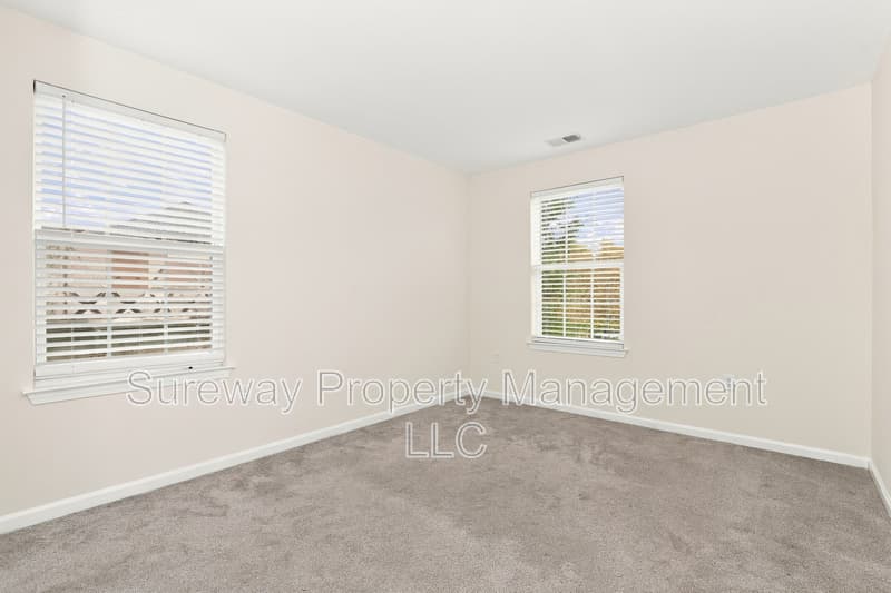 Hamilton Townhome: 1032 Lamberton St