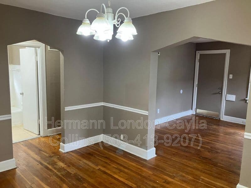 Saint Louis House: 4618 June Avenue