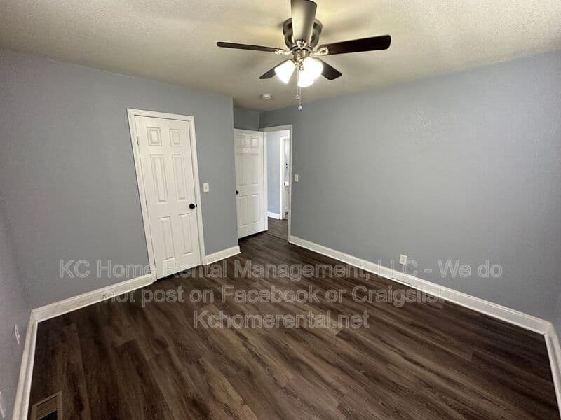 Kansas City House: 5411 Park Ave
