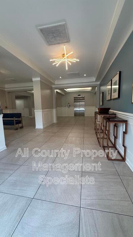 Columbia Condo: 1825 Saint Julian Pl