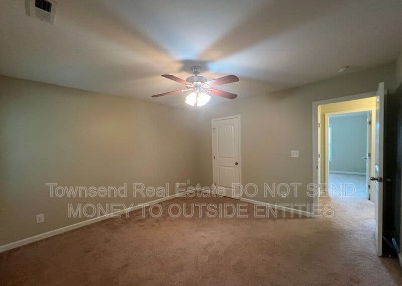 Fayetteville House: 6426 Burnside Place