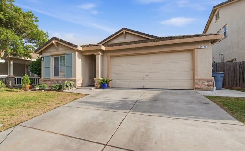 Merced House: 1478 La Sierra Street