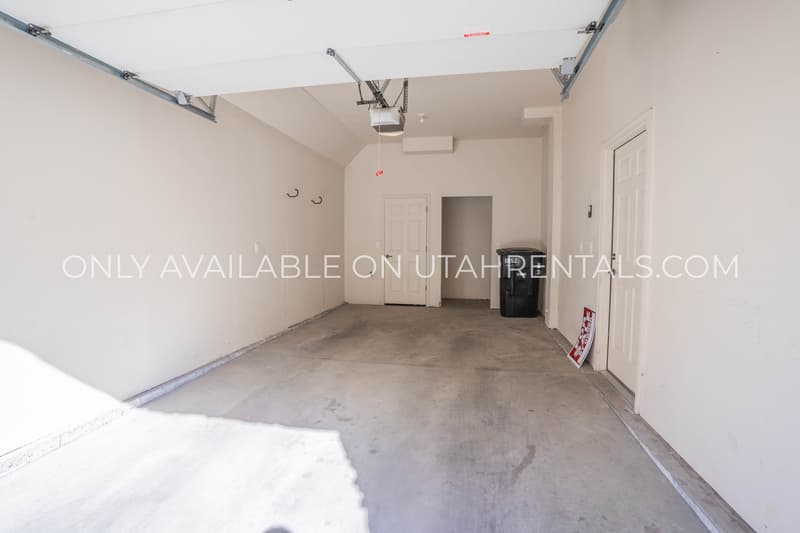 Provo Condo: 1052 Canyon Meadow Dr