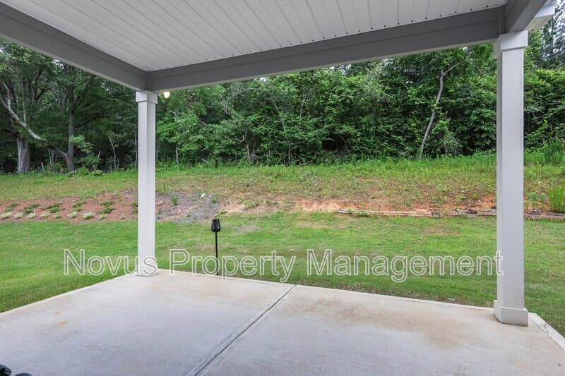 Carrollton House: 122 Cedar Park Way
