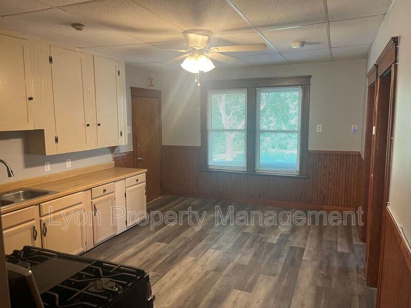 Woonsocket Condo: 352 Manville Rd