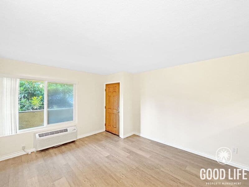 San Diego Condo: 1825 Bayview Heights Dr