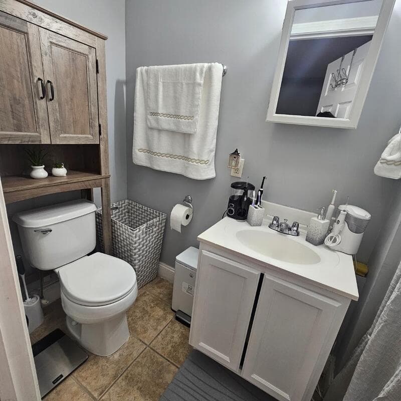 Fall River Condo: 260 Fountain St - D1