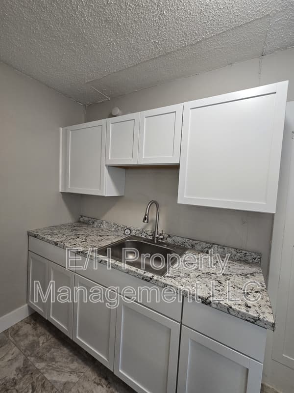 Wichita Condo: 540 South Bluff Avenue