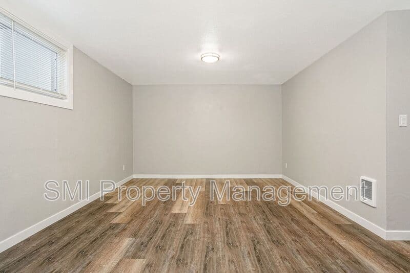 Corvallis House: 1250 NW 29th Street