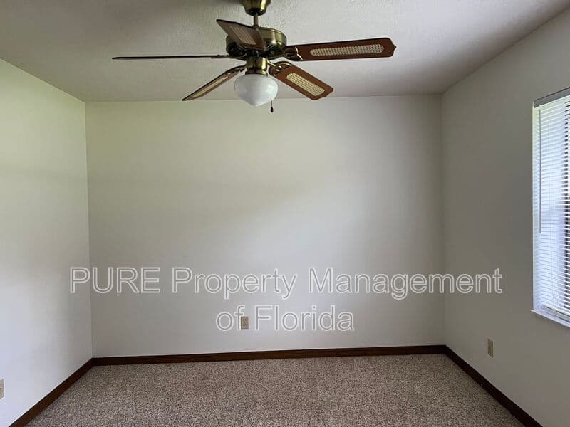 Ocala House: 3242 NE 32 Avenue