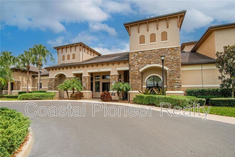 Wesley Chapel House: 31142 Lindentree Dr