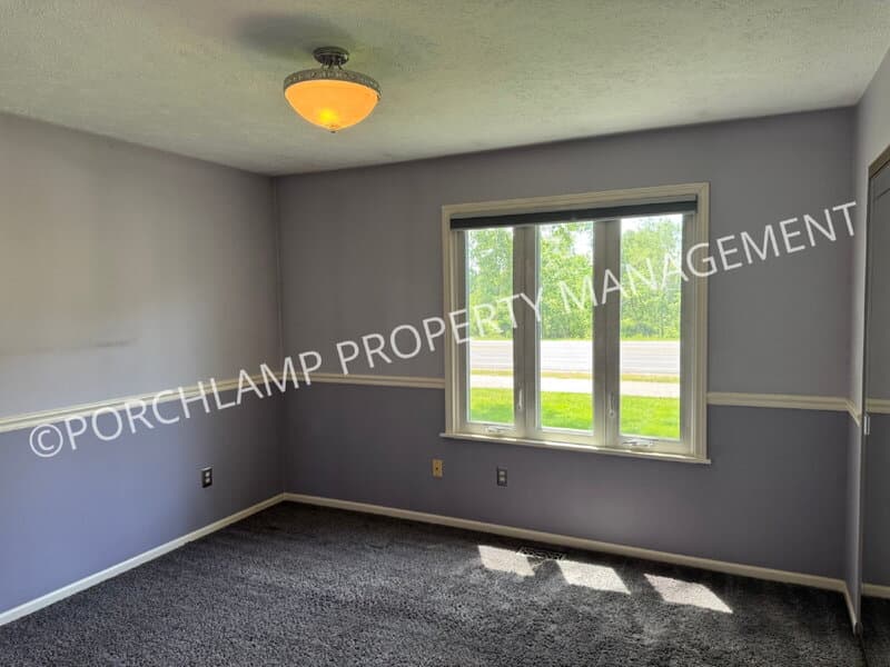 Grand Rapids House: 6235 Cascade Road Southeast