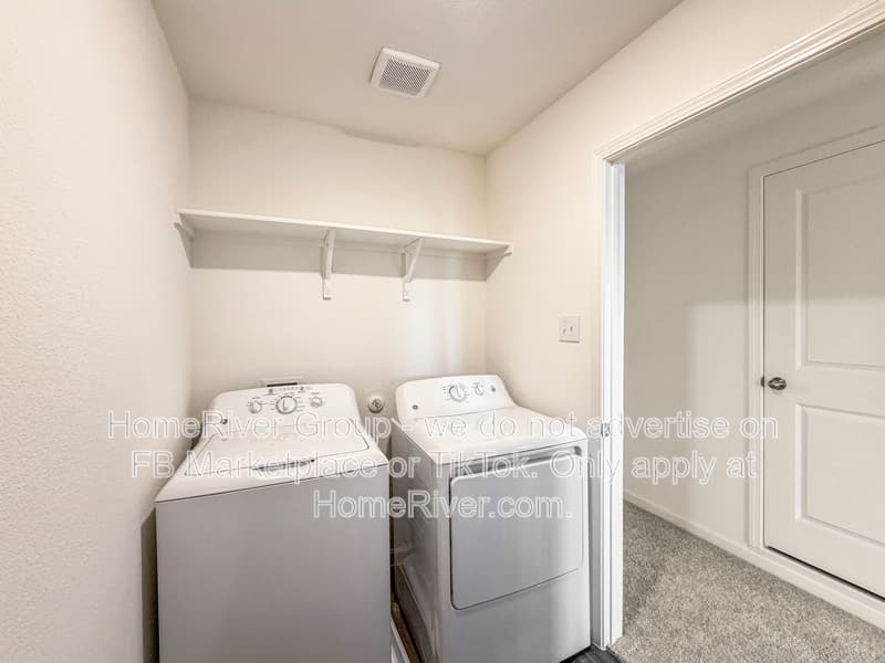 Melissa House: 2209 Burnwood St