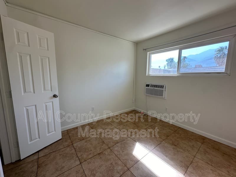 Palm Springs Condo: 521 El Placer