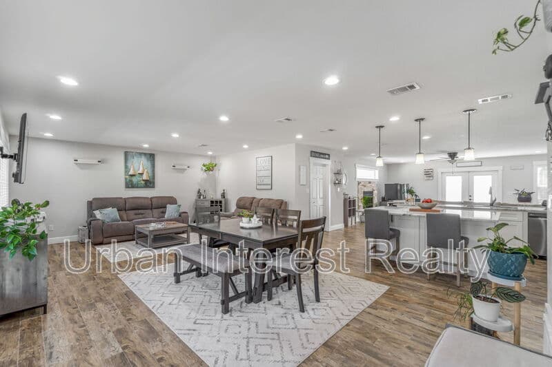 Fort Walton Beach House: 708 Marcia Circle