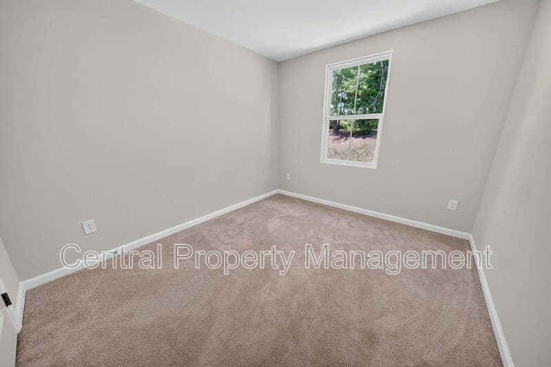 Greenville House: 165 Sarnesfield Way